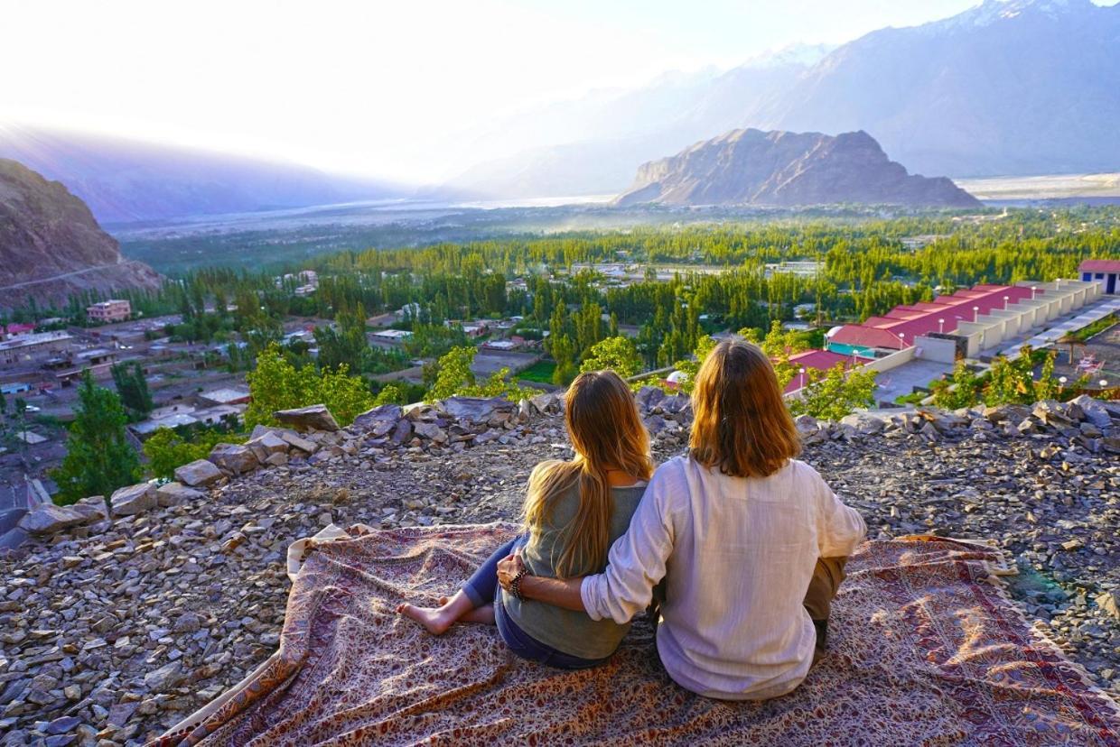 Hotel Mountain Lodge Skardu Exterior photo