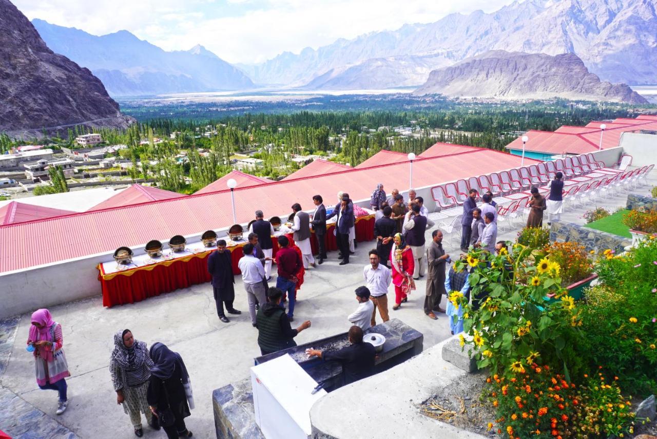 Hotel Mountain Lodge Skardu Exterior photo