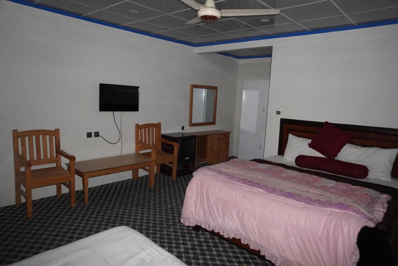 Hotel Mountain Lodge Skardu Exterior photo