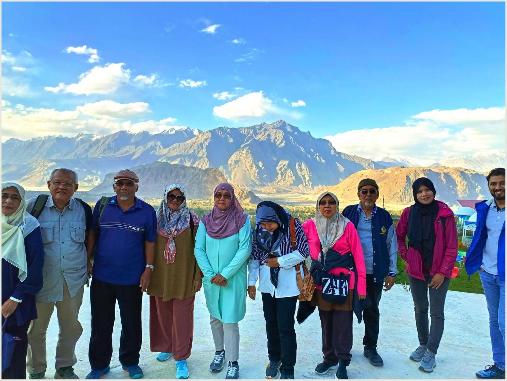 Hotel Mountain Lodge Skardu Exterior photo