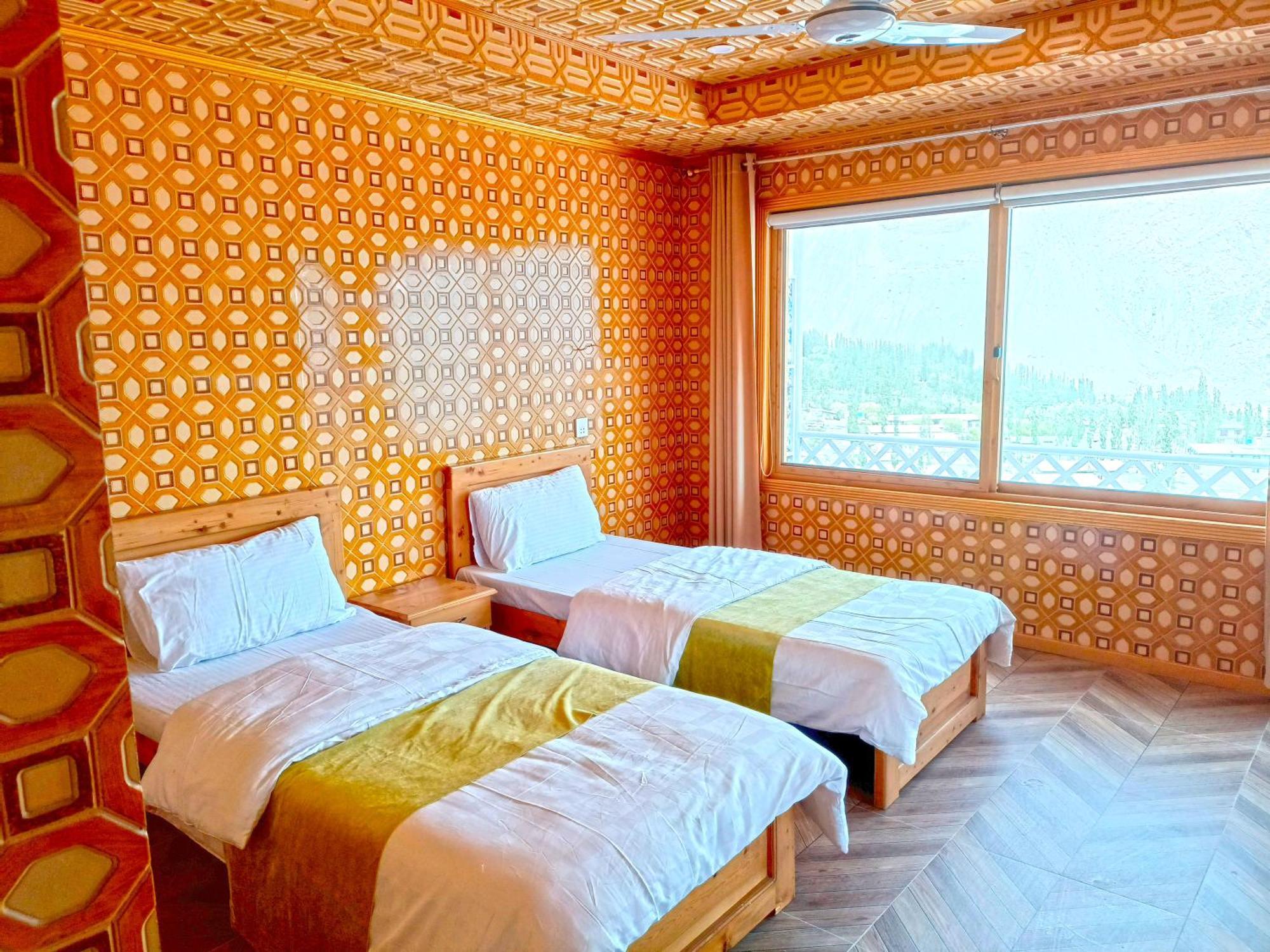 Hotel Mountain Lodge Skardu Exterior photo