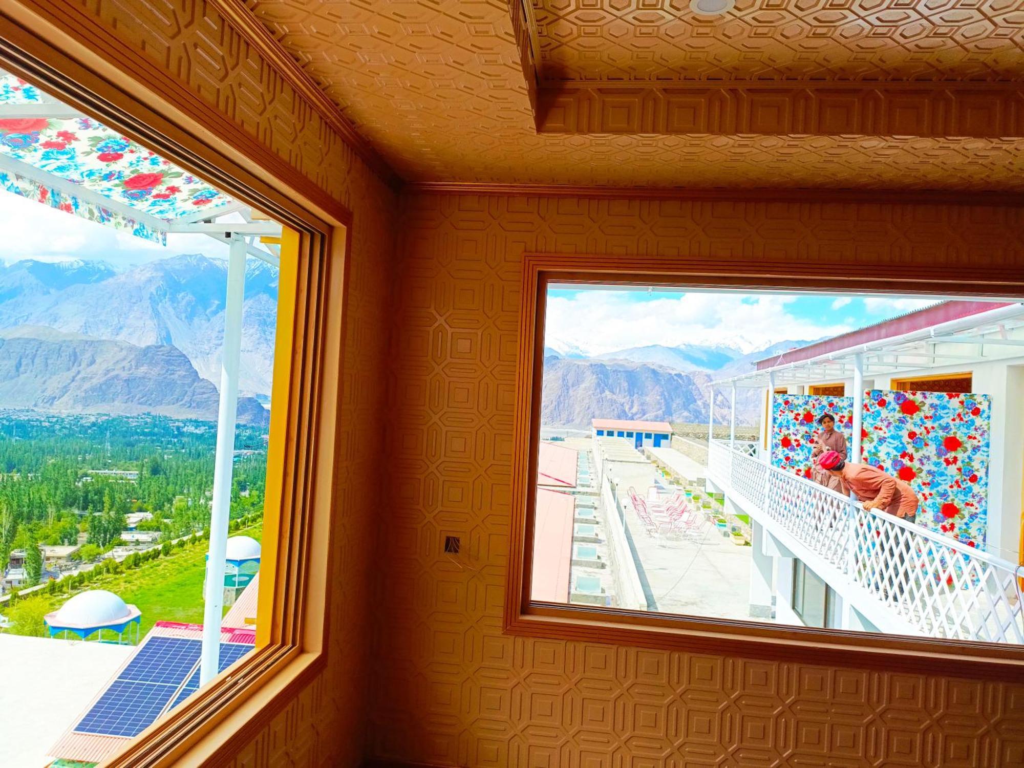 Hotel Mountain Lodge Skardu Exterior photo