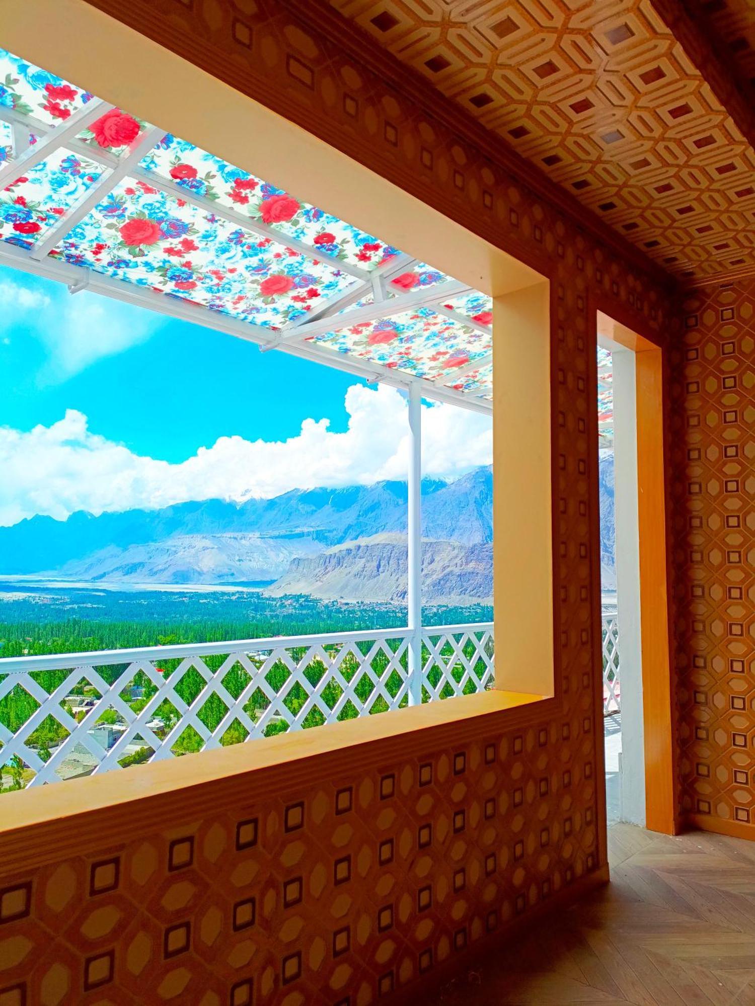Hotel Mountain Lodge Skardu Exterior photo