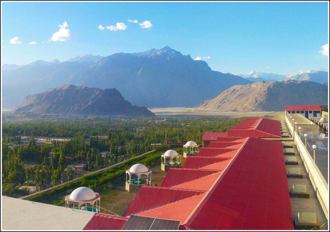 Hotel Mountain Lodge Skardu Exterior photo
