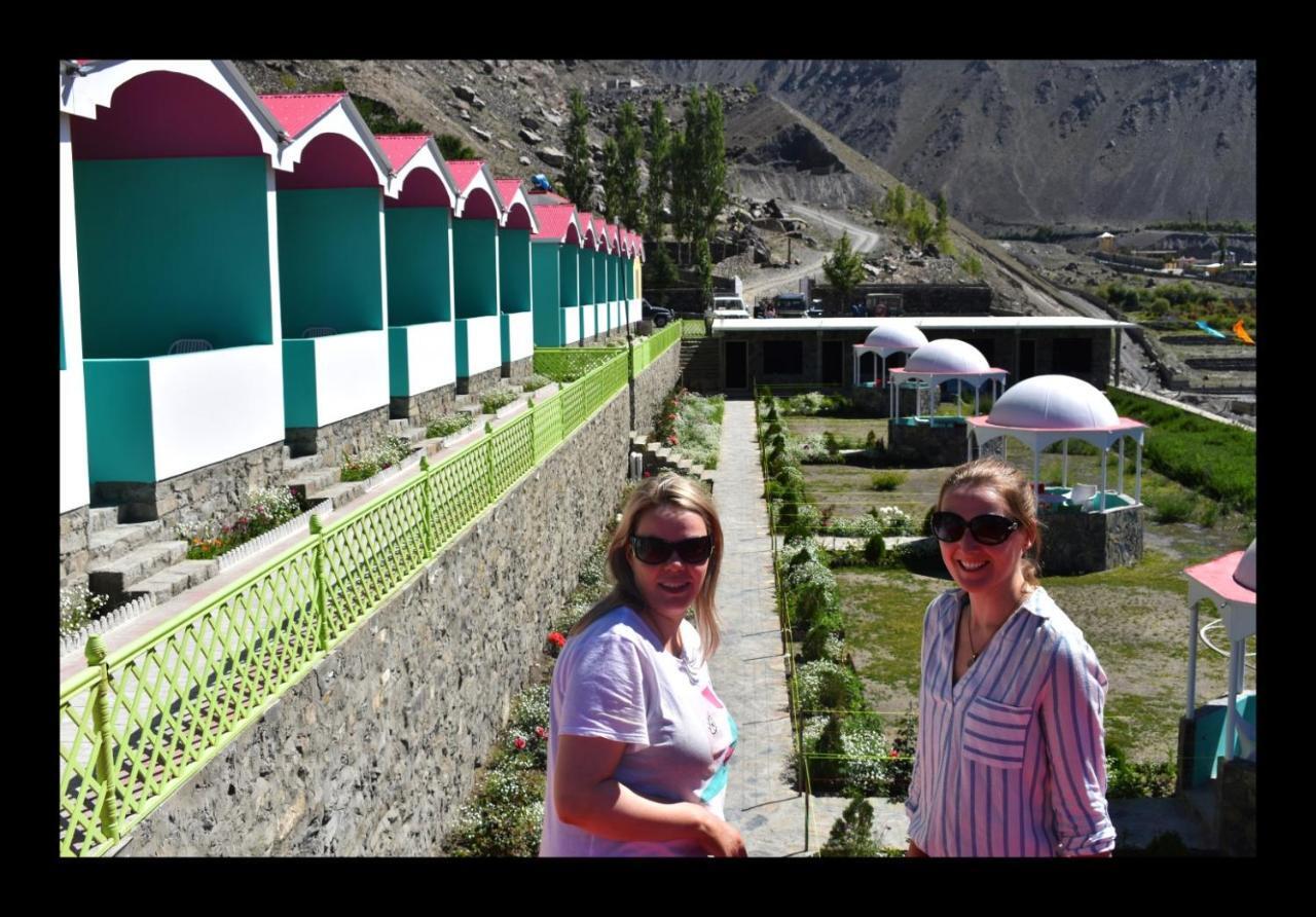 Hotel Mountain Lodge Skardu Exterior photo